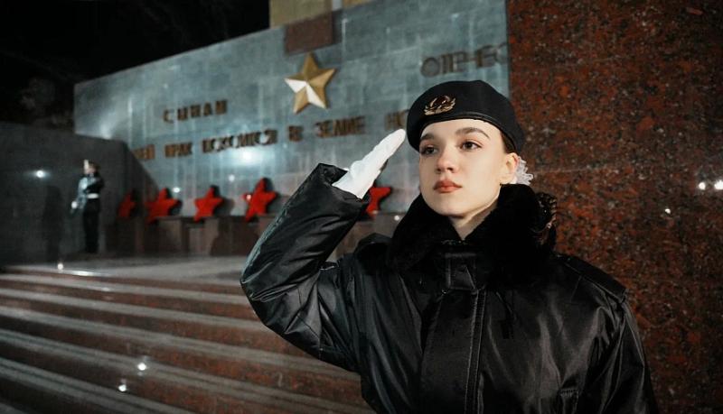 На площади Героев Новороссийска состоялись мемориальные мероприятия в рамках Всероссийской военно-патриотической акции &laquo;Бескозырка - 2026&raquo;