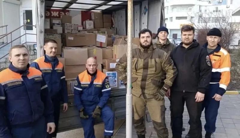 Новороссийцы передали очередную партию гуманитарных грузов бойцам в зону проведения СВО и в прифронтовой госпиталь