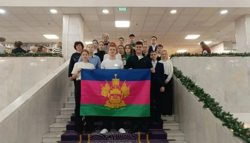 Новороссийские школьники триумфально выступили на Всероссийском конкурсе имени Д. И. Менделеева