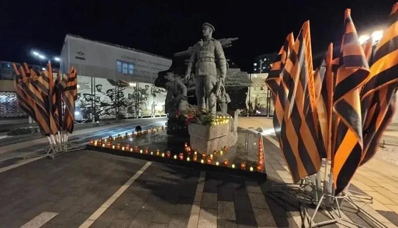 Огни памяти зажглись в городе-герое Новороссийске в честь 83-летия со дня проведения легендарной десантной операции под командование Цезаря Куникова и образования плацдарма &laquo;Малая земля&raquo;