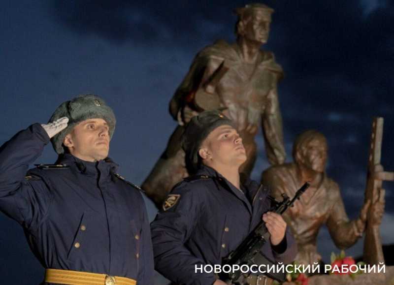 Они бились до конца. Сегодня&raquo;Бескозырку&raquo; опустят в море в память о растреленном десанте в Южной Озерейке