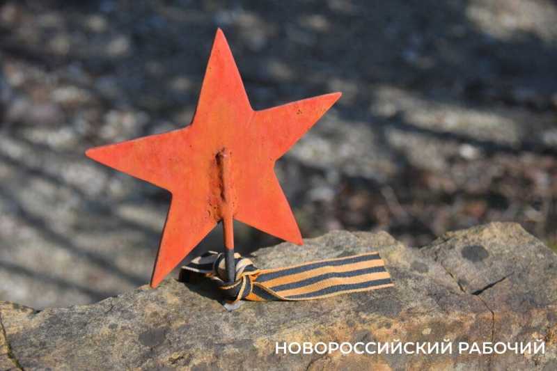 Они бились до конца. Сегодня&raquo;Бескозырку&raquo; опустят в море в память о растреленном десанте в Южной Озерейке