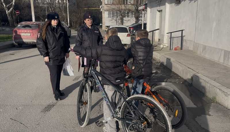 Полицейские Новороссийска провели мероприятия, направленные на профилактику правонарушений среди несовершеннолетних