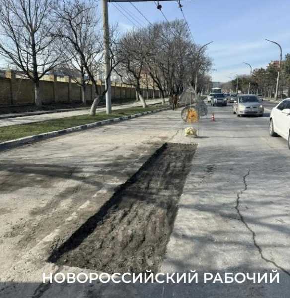 Сегодня в Новороссийске началась подготовка к ремонту ям на дорогах