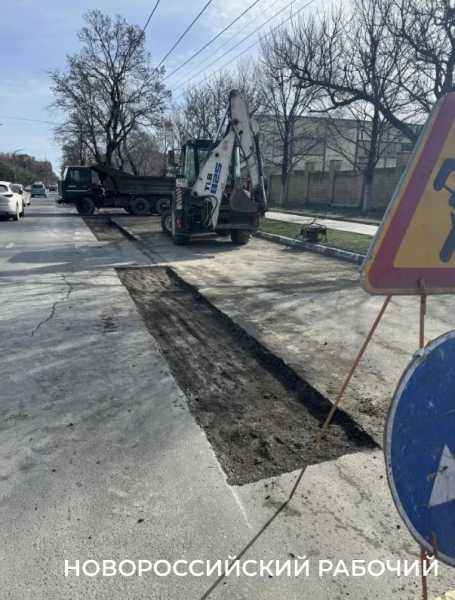 Сегодня в Новороссийске началась подготовка к ремонту ям на дорогах