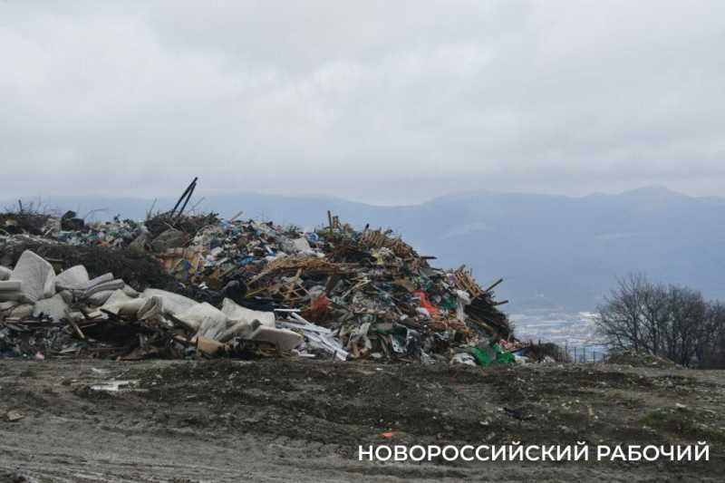 Свалка в Новороссийске будет жить еще лет семь и продолжит расти