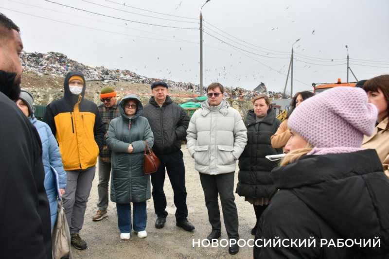 Свалка в Новороссийске будет жить еще лет семь и продолжит расти