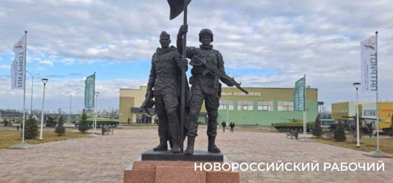 Там сбываются мечты любого мальчишки! Совет &laquo;Новороссийского рабочего&raquo; &mdash; езжайте на экскурсию в &laquo;Патриот&raquo;