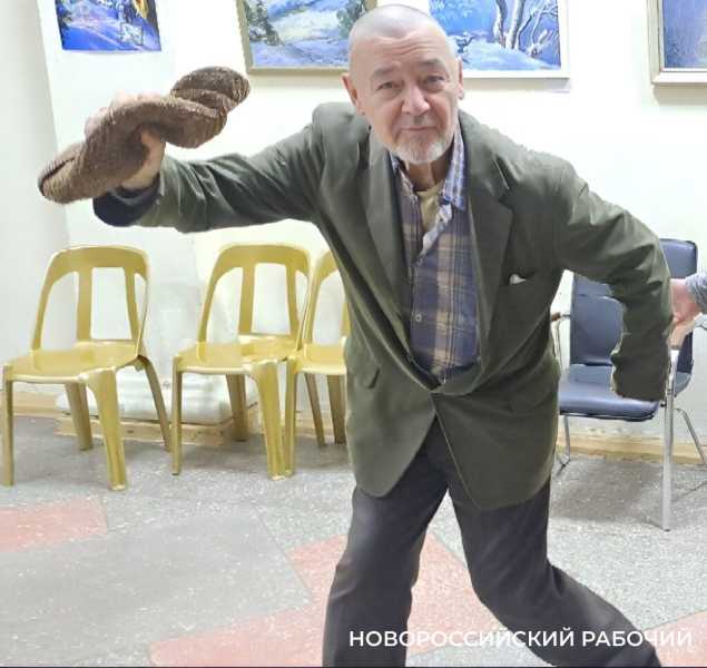 Танцы &mdash; это терапия одиночества! В Новороссийске на вечеринках &laquo;60+&raquo; люди дружат, общаются и женятся