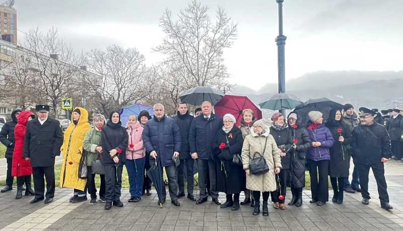В городе-герое Новороссийске состоялась традиционная акция памяти &laquo;Красная гвоздика&raquo;