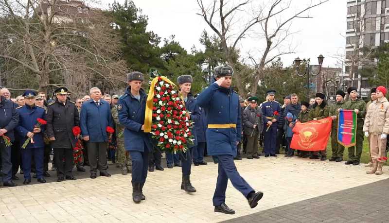В городе-герое Новороссийске состоялись мероприятия в память о россиянах, исполнявших служебный долг за пределами Отечества