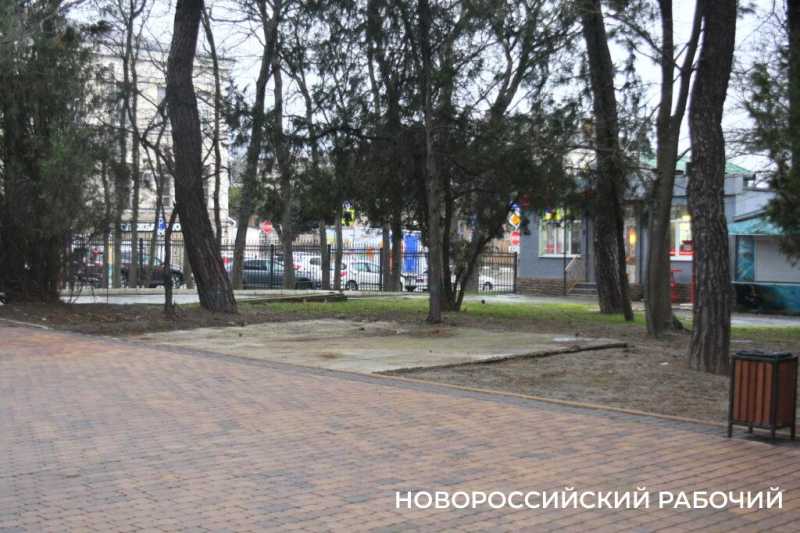 В Новороссийске из городского парка убирают аттракционы