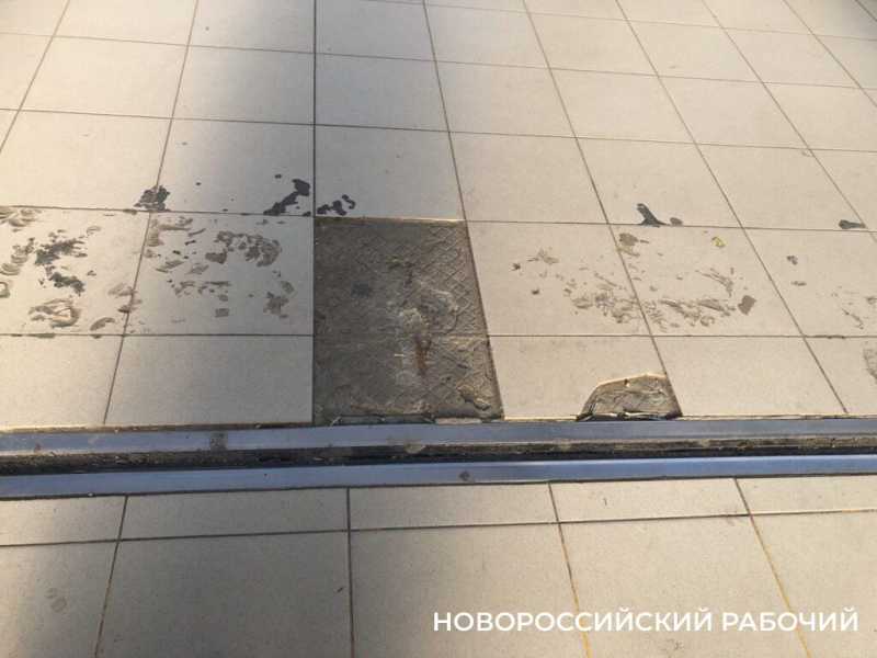 В Новороссийске отремонтируют надземный пешеходный переход
