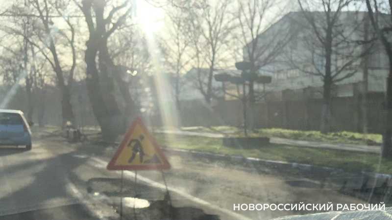 В Новороссийске претензии к дорожникам те же, что и в 1946 году. Почему за 80 лет ничего не изменилось?