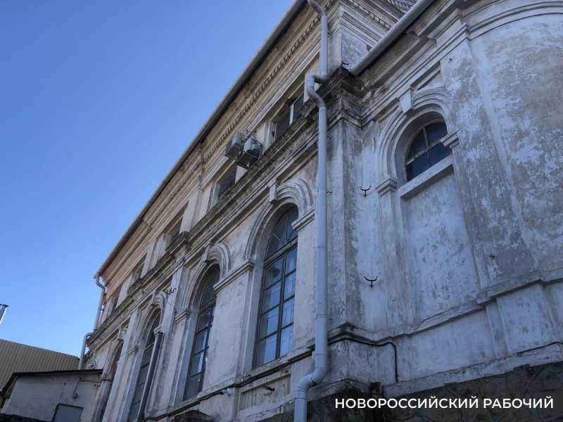 В Новороссийске проведут реставрацию и капремонт здания, известного как &laquo;синагога&raquo;