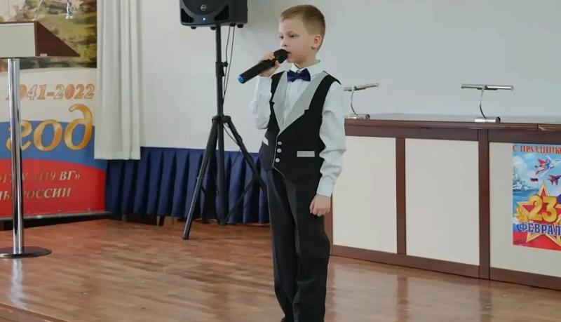 В Новороссийске военнослужащих, находящихся на лечении в госпитале, поздравили с наступающим Днем защитника Отечества