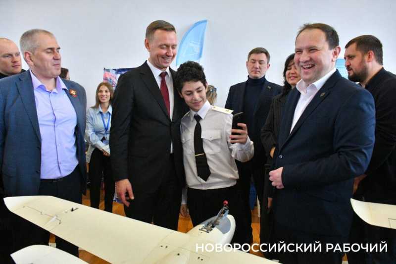 В Новороссийске впервые прошли масштабные гонки дронов