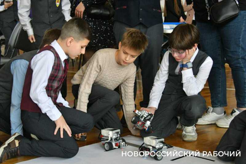 В Новороссийске впервые прошли масштабные гонки дронов