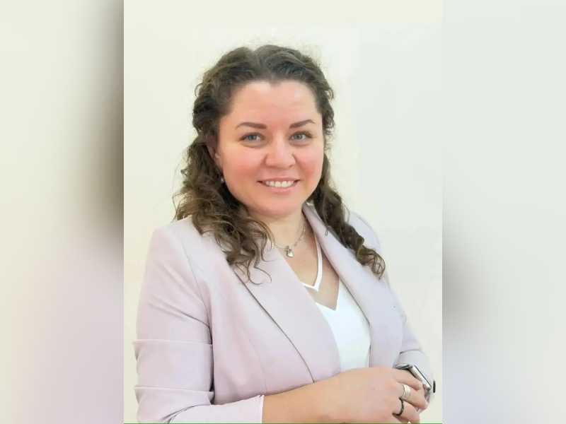 Вениамин Кондратьев поздравил победительницу конкурса &laquo;Воспитатель года Кубани&raquo; Наталью Милову