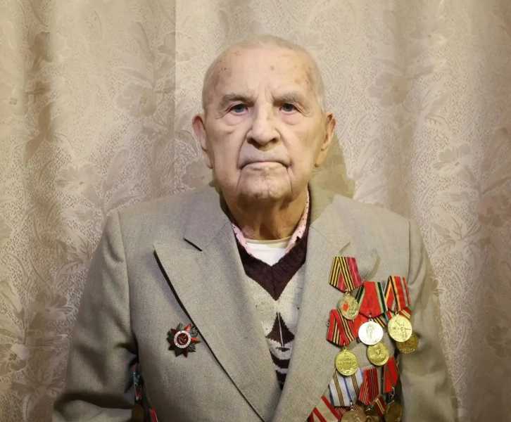 Вениамин Кондратьев поздравил со 101-летием ветерана Великой Отечественной войны из Краснодара