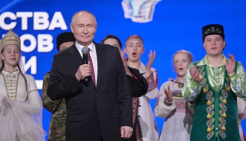 Владимир Путин дал старт Году единства народов в НЦ &laquo;Россия&raquo;