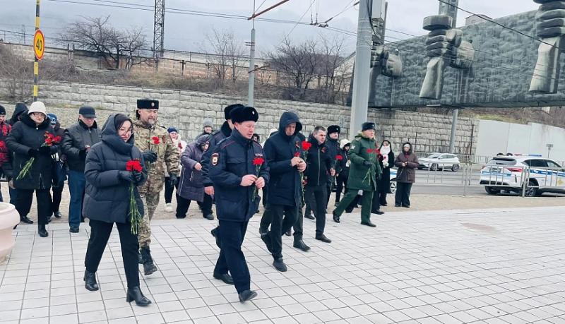 Во всех районах Новороссийска проходят памятные мероприятия, приуроченные к 83-й годовщине высадки героического десанта   