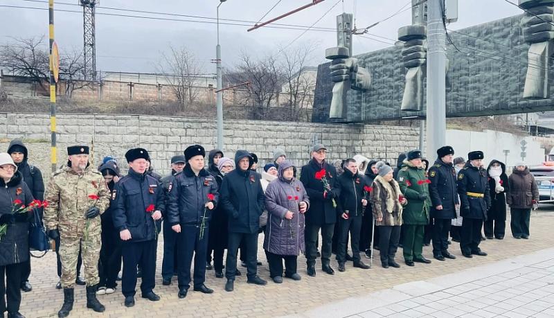 Во всех районах Новороссийска проходят памятные мероприятия, приуроченные к 83-й годовщине высадки героического десанта   