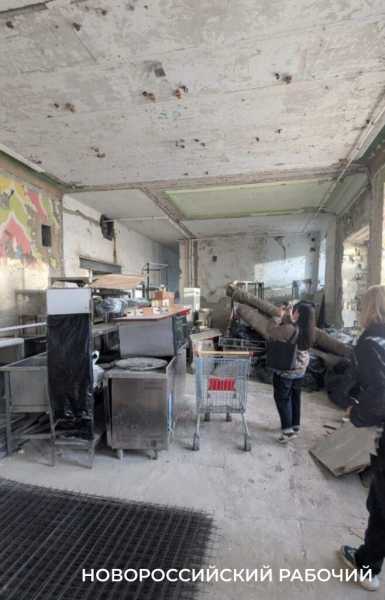 Заложниками бизнеса стали жители домов в центре Новороссийска