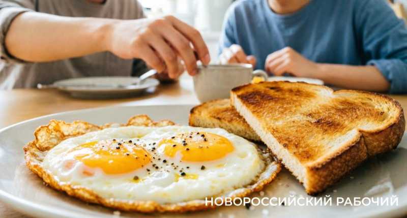 18 марта отмечаем День яичницы. Всё, срочно иду её жарить