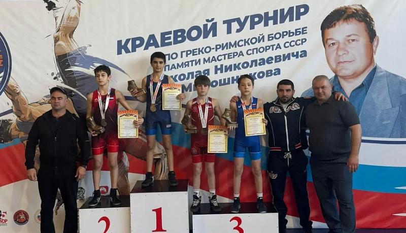 Арман Григорян из Новороссийска завоевал &laquo;золото&raquo; на краевых соревнованиях по греко-римской борьбе
