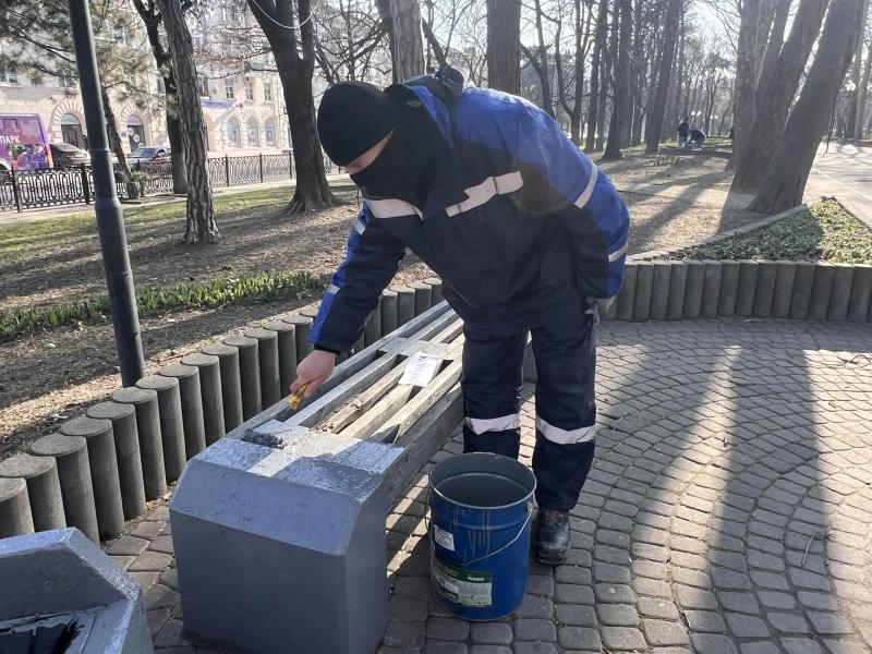Что бы ни происходило, а весну в Новороссийске никто не отменял
