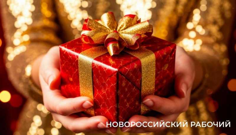 Какие подарки дарить женщинам на 8 марта &ndash; от бюджетных до дорогих