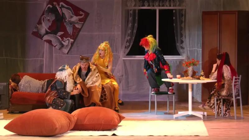 Международный день театра в Новороссийске отметили &laquo;Бытием несуществующих существ&raquo;