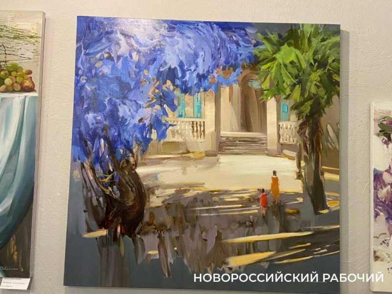 Мир прекрасен! В Новороссийске открылась выставка известной художницы