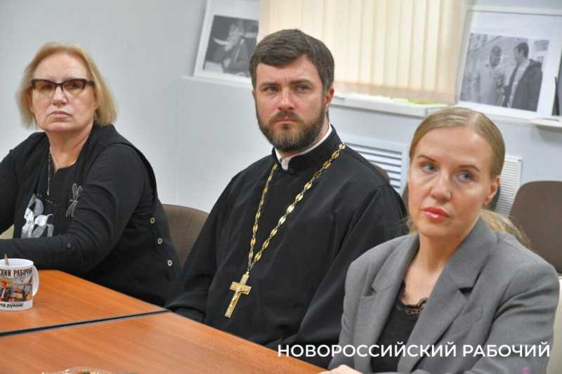 Надо жить! &laquo;Новороссийский рабочий&raquo; собрал взрослых обсудить, как уберечь детей от решения уйти из жизни