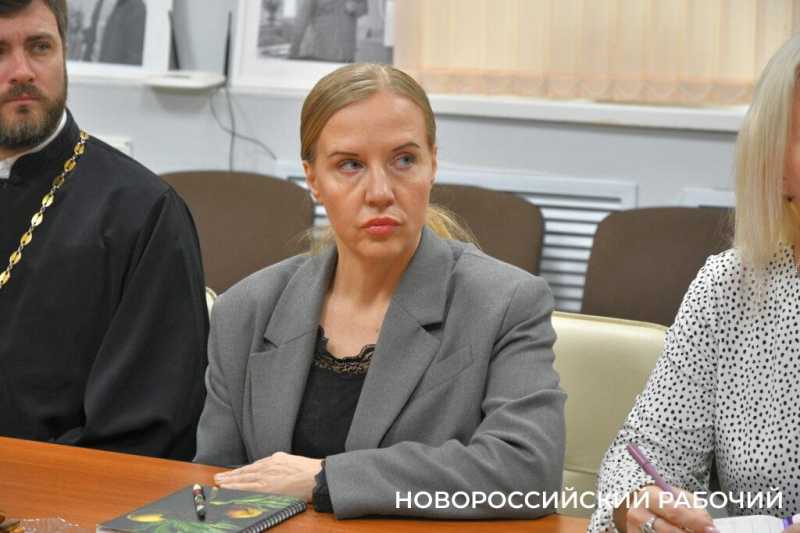 Надо жить! &laquo;Новороссийский рабочий&raquo; собрал взрослых обсудить, как уберечь детей от решения уйти из жизни