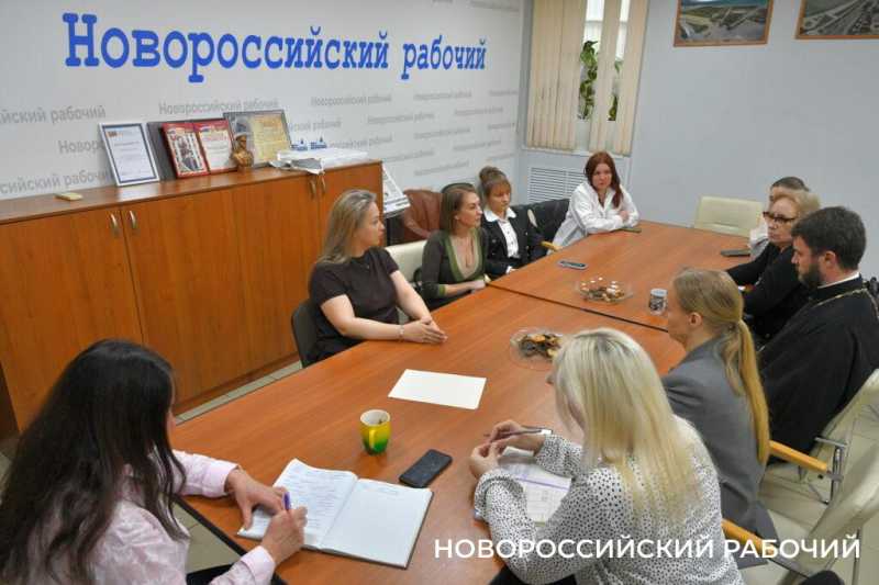 Надо жить! &laquo;Новороссийский рабочий&raquo; собрал взрослых обсудить, как уберечь детей от решения уйти из жизни