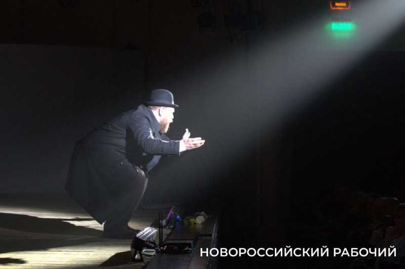 Неожиданный Мольер. В Новороссийске с аншлагом прошла премьера &laquo;Дон Жуана&raquo;
