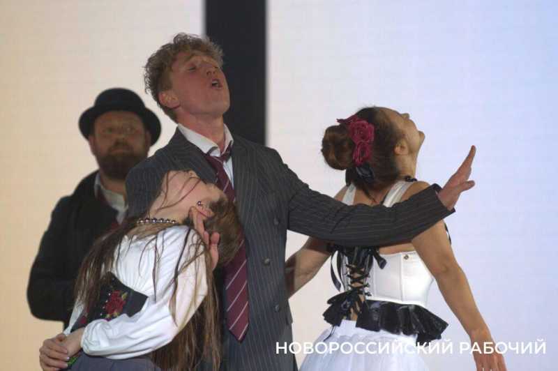 Неожиданный Мольер. В Новороссийске с аншлагом прошла премьера &laquo;Дон Жуана&raquo;