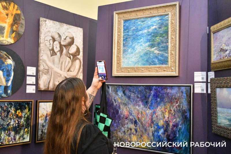 Новороссийск превращается в художественный порт