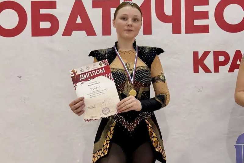 Новороссийские спортсменки выиграли медали соревнований по акробатическому рок-н-роллу