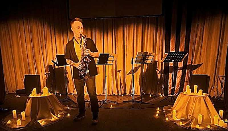 От первых нот до уверенного звука: участники студии саксофона &laquo;До Ми Солька&raquo; продемонстрировали свое мастерство на отчетном концерте