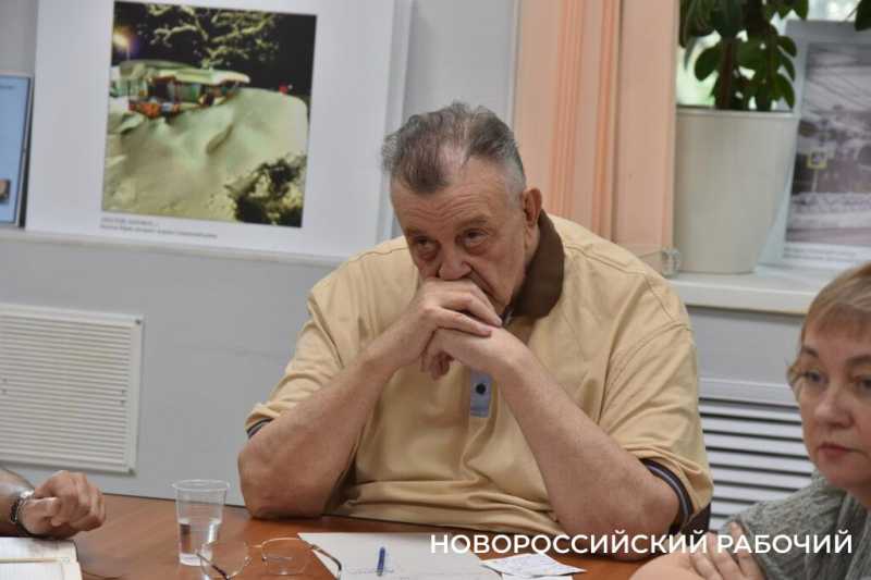 Сегодня Новороссийск отмечает день рождения легендарного Владимира Бурлакова! Он был главным редактором &laquo;НР&raquo; 40 лет!