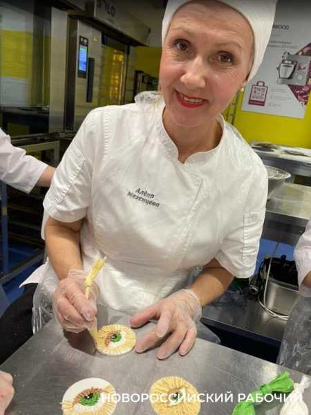 Шафран, трюфель и морская соль. Кондитер из Новороссийска сделала пирожное для Филиппа Киркорова