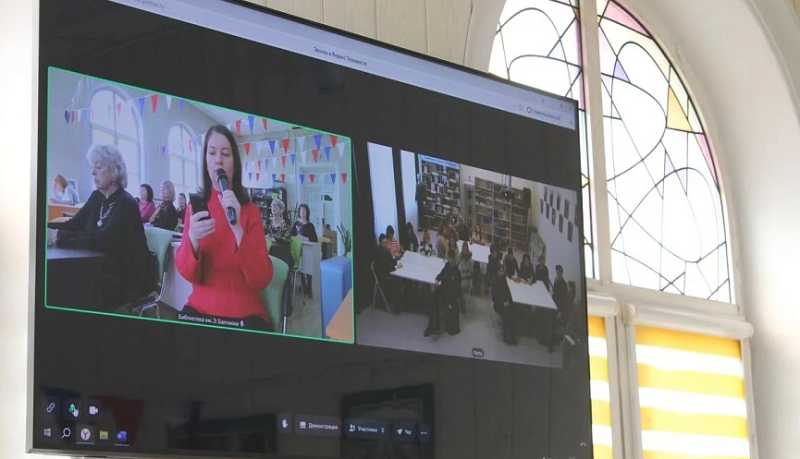 Сквозь километры &ndash; к сердцу: телемост объединил любителей поэзии Новороссийска и Ханты-Мансийска