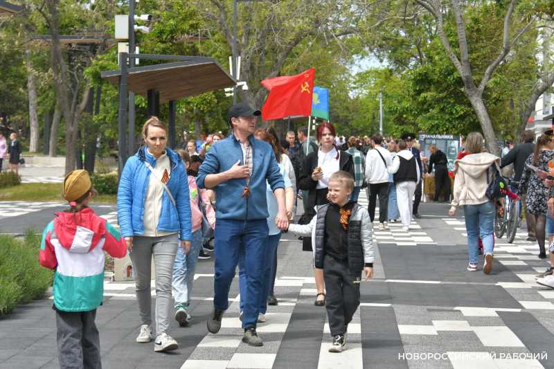 В 2026-м году майские праздники для новороссийцев будут короткими. Кто сможет заработать больше?