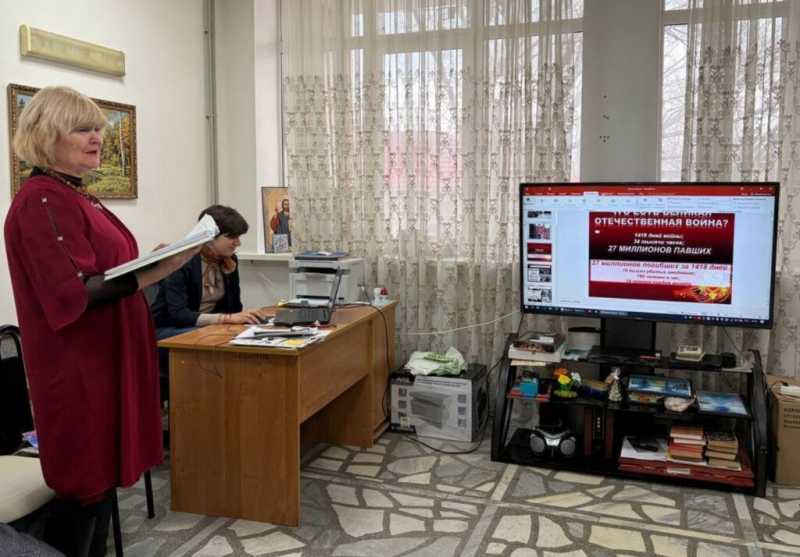 В Доме-интернате Новороссийска говорили о мужестве и слушали душевные песни