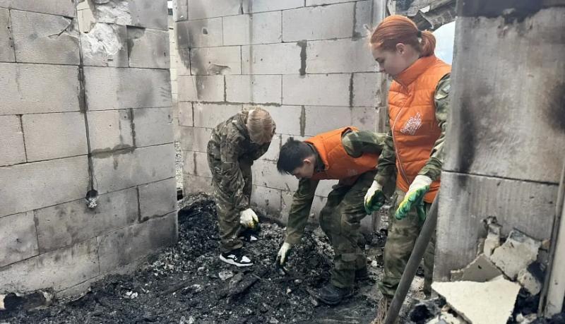 В городе-герое Новороссийске продолжается работа оперативного штаба по ликвидации последствий атаки ВСУ, произошедшей с 1 на 2 марта