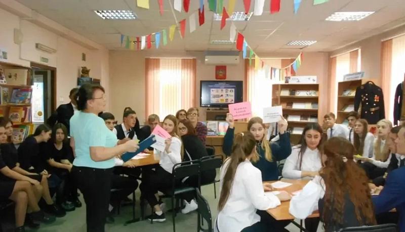 В Новороссийске детская библиотека-филиал № 8 имени Николая Островского отмечает 40-летний юбилей