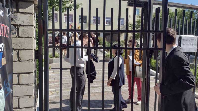 В Новороссийске эвакуировали студентов колледжей